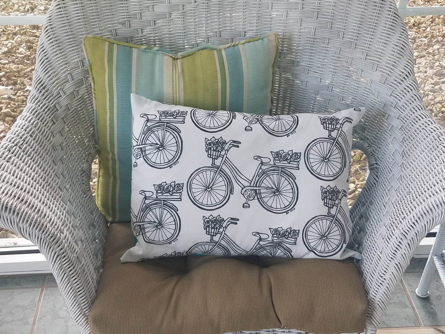 Bicycle Color-Me Pillow Sham, Teal Backing